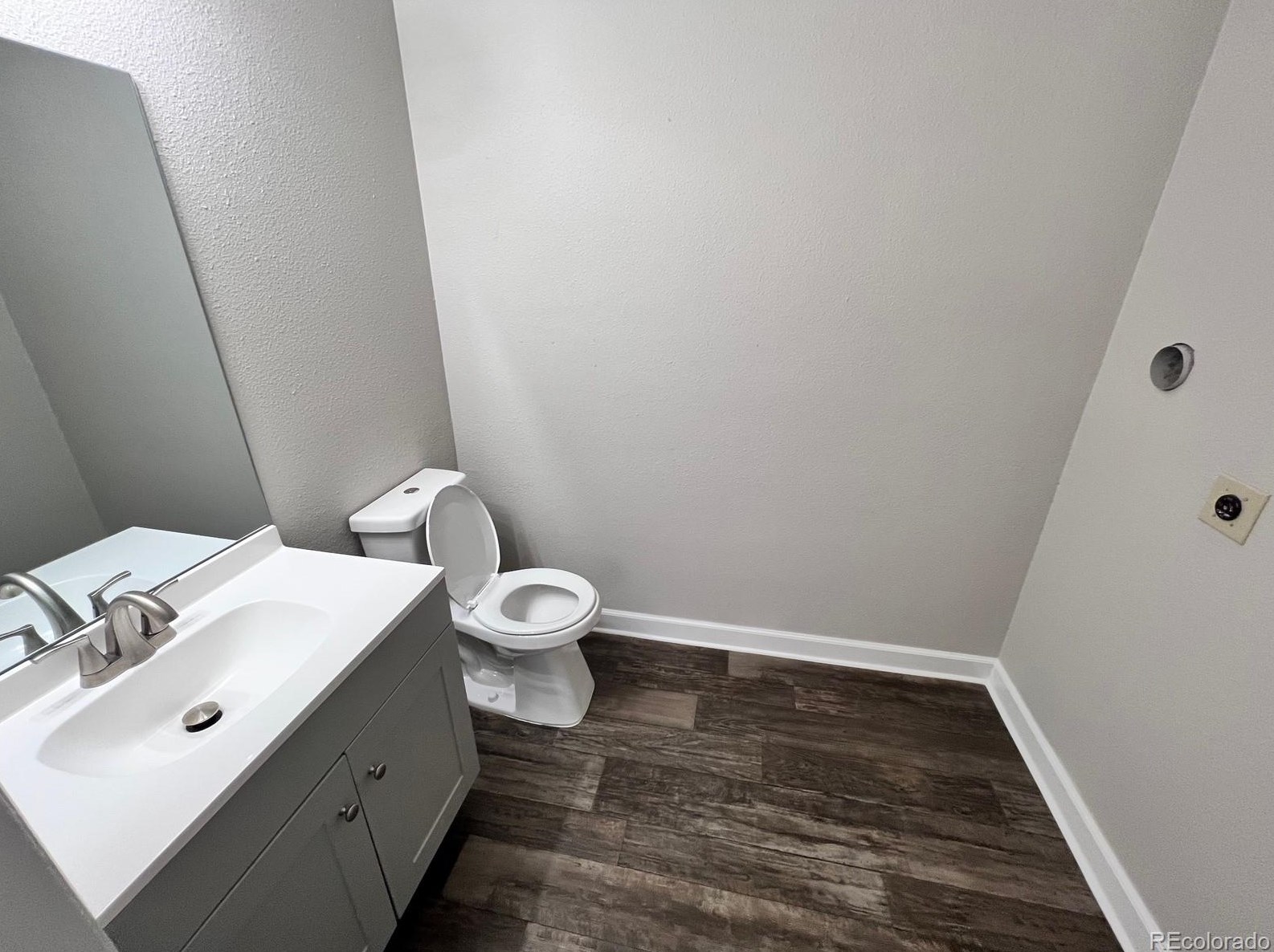 1100 Ridgeglen Way, Littleton CO 80126-2752 exterior