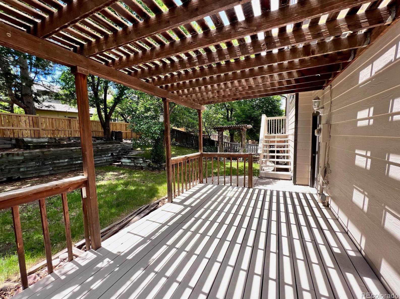 1100 Ridgeglen Way, Littleton CO 80126-2752 exterior