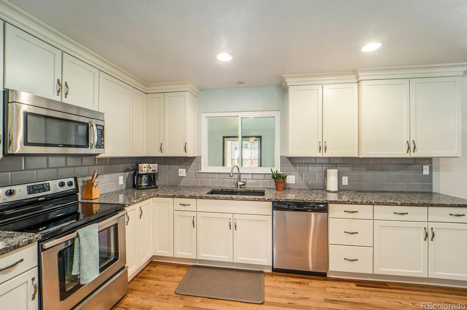 5809 Pierson St, Arvada CO  80005-3450 exterior