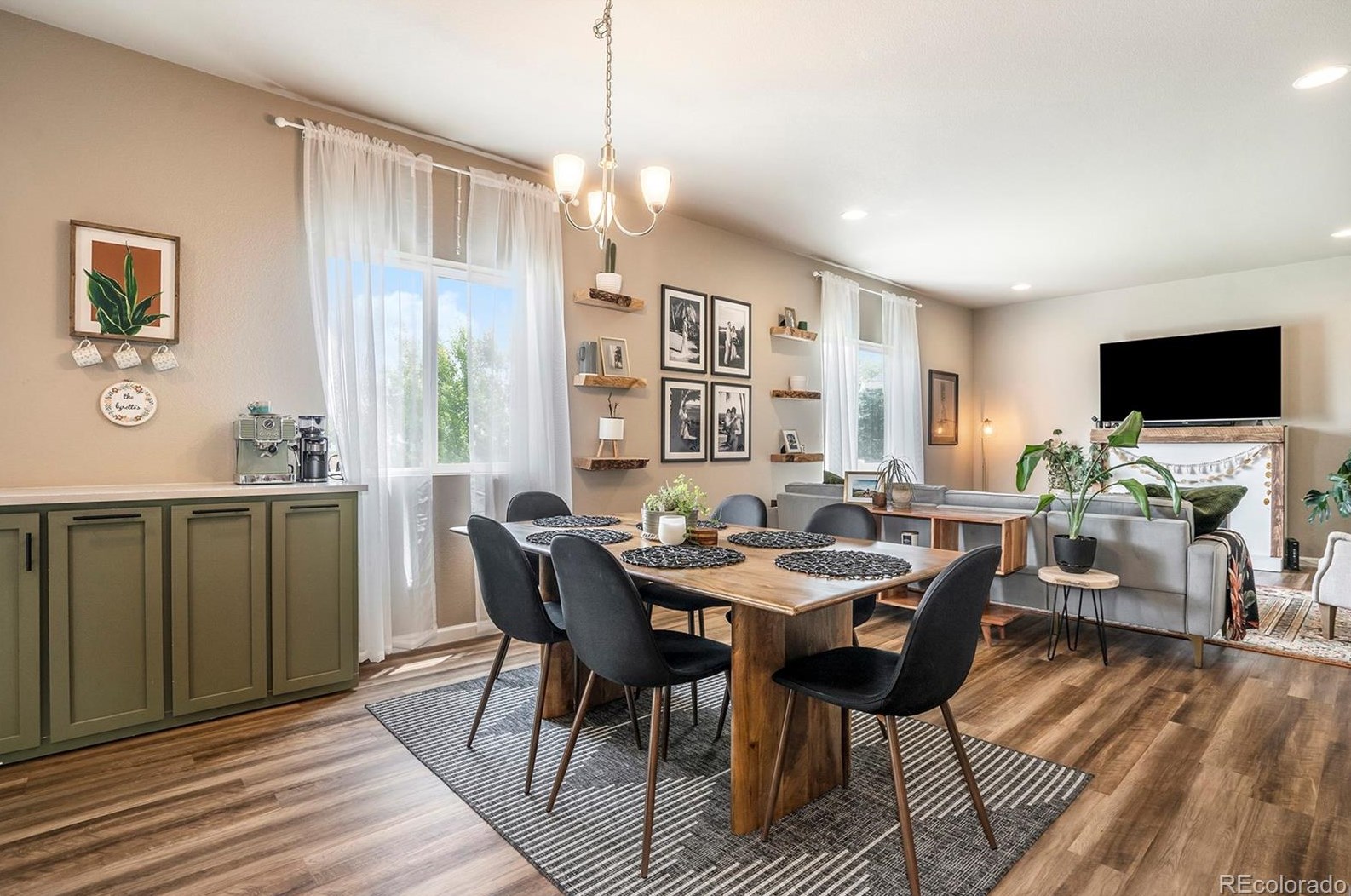 1130 Gln Creighton Dr, Erie CO 80514-9556 exterior