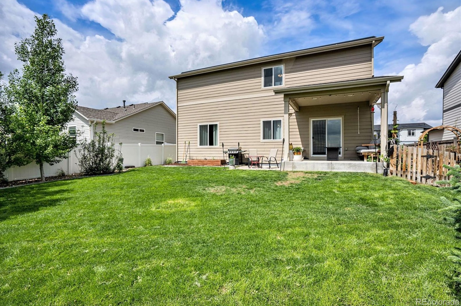 1130 Gln Creighton Dr, Erie CO 80514-9556 exterior