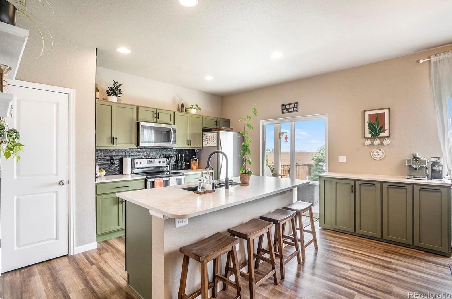 1130 Gln Creighton Dr, Erie CO 80514-9556 exterior