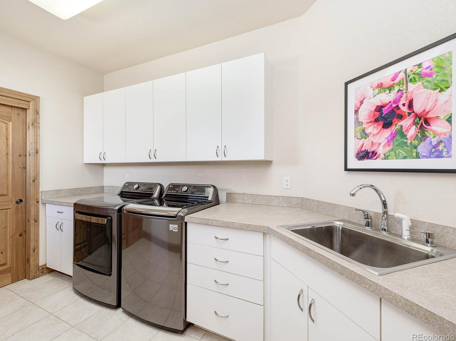 957 Fairchild Dr, Littleton CO 80126-4754 exterior