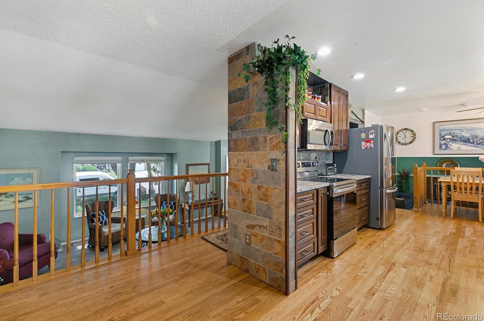 8965 Geddes Pl, Littleton CO 80128-4108 exterior