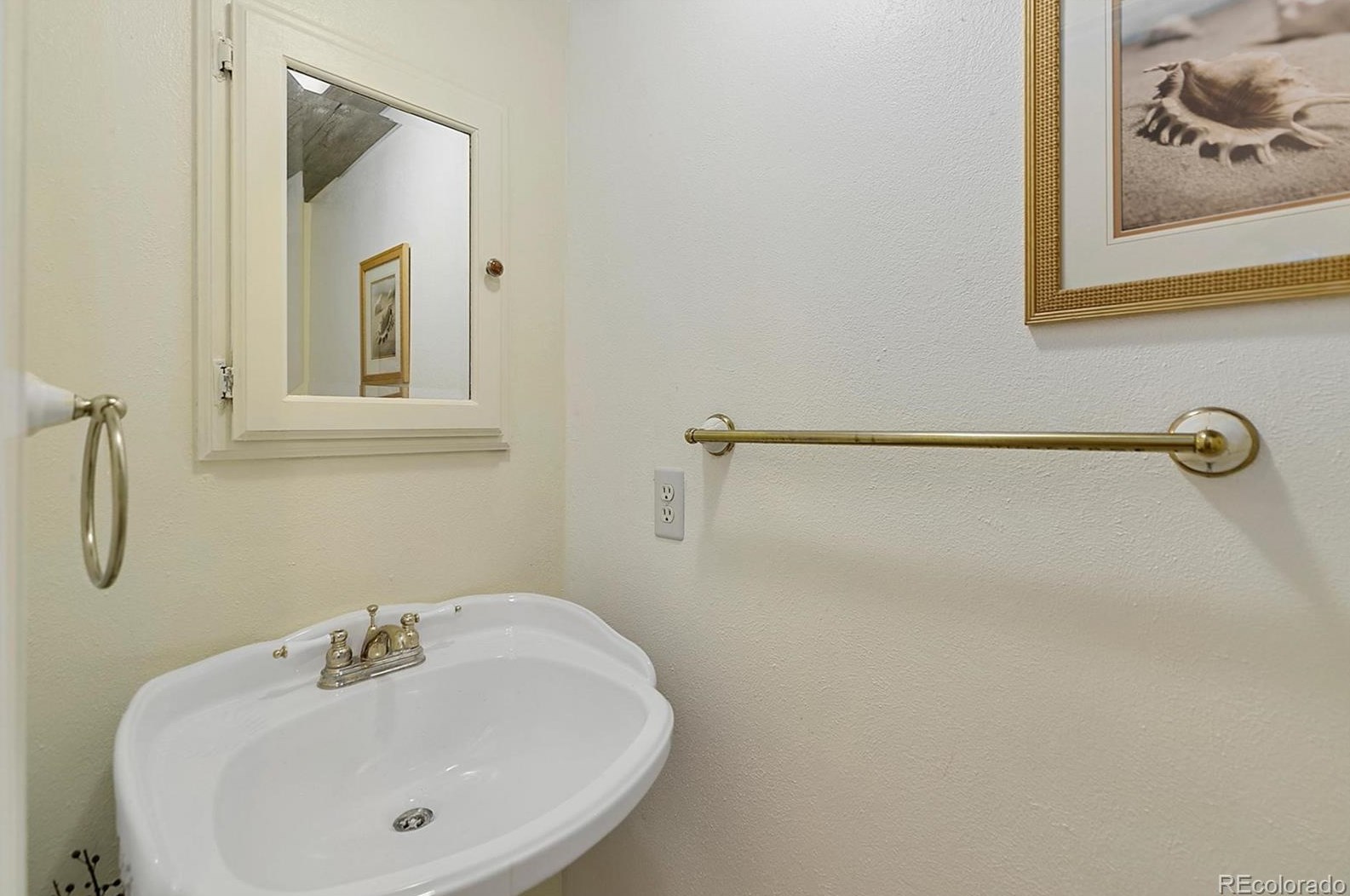 8965 Geddes Pl, Littleton CO 80128-4108 exterior