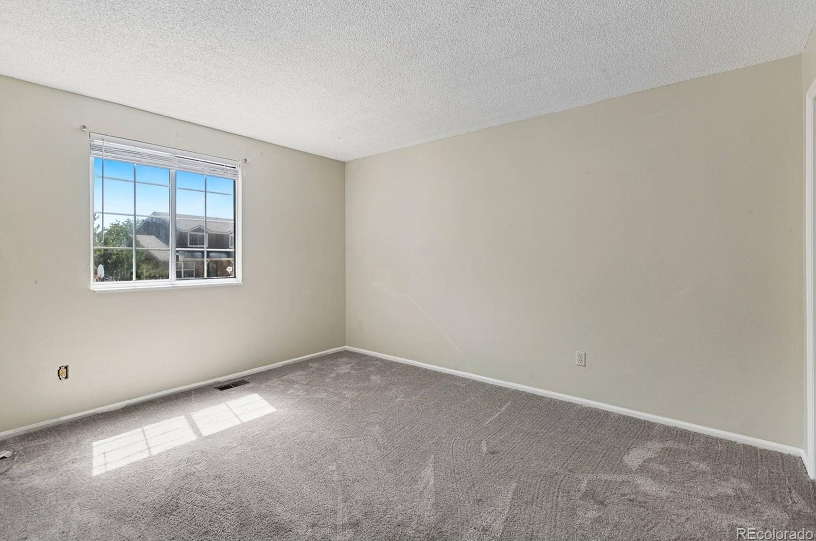 8965 Geddes Pl, Littleton CO 80128-4108 exterior