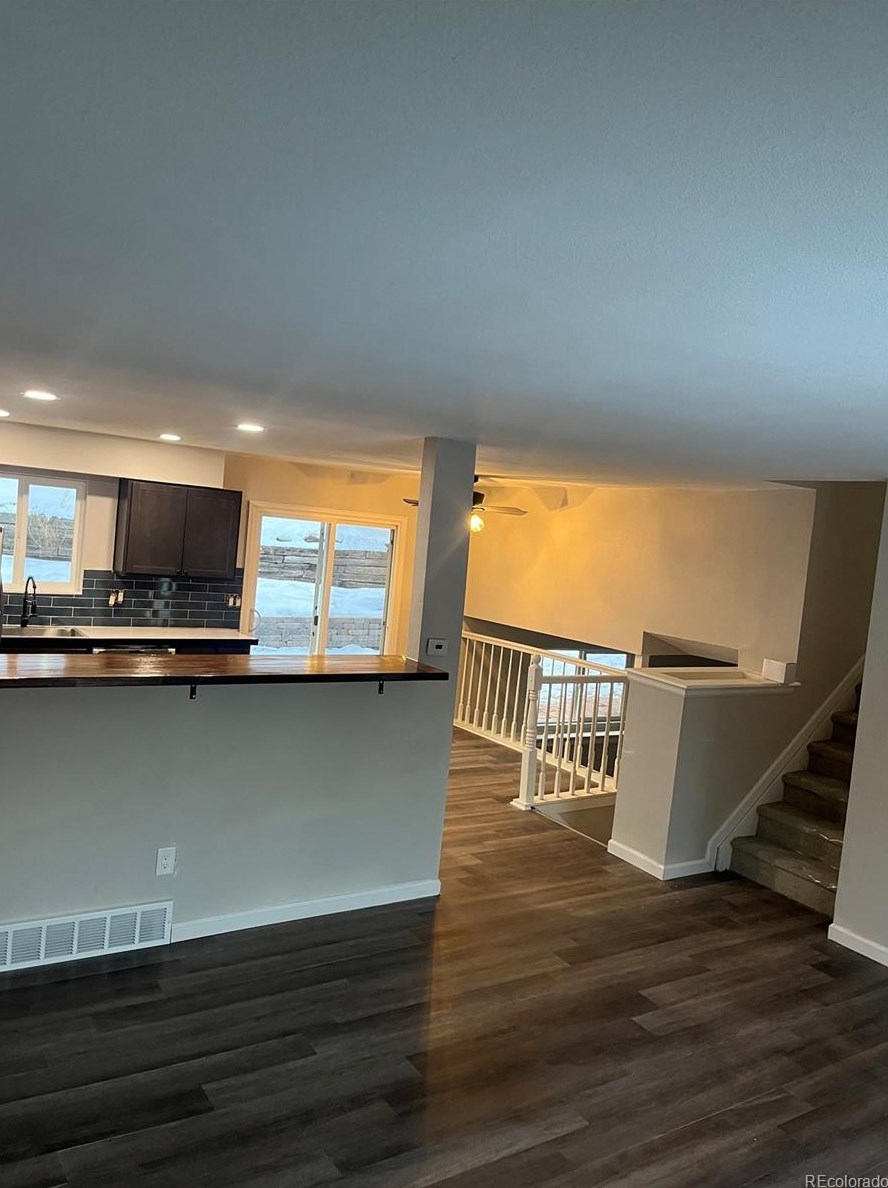 7722 Ottawa Pl, Littleton CO  80128-4463 exterior