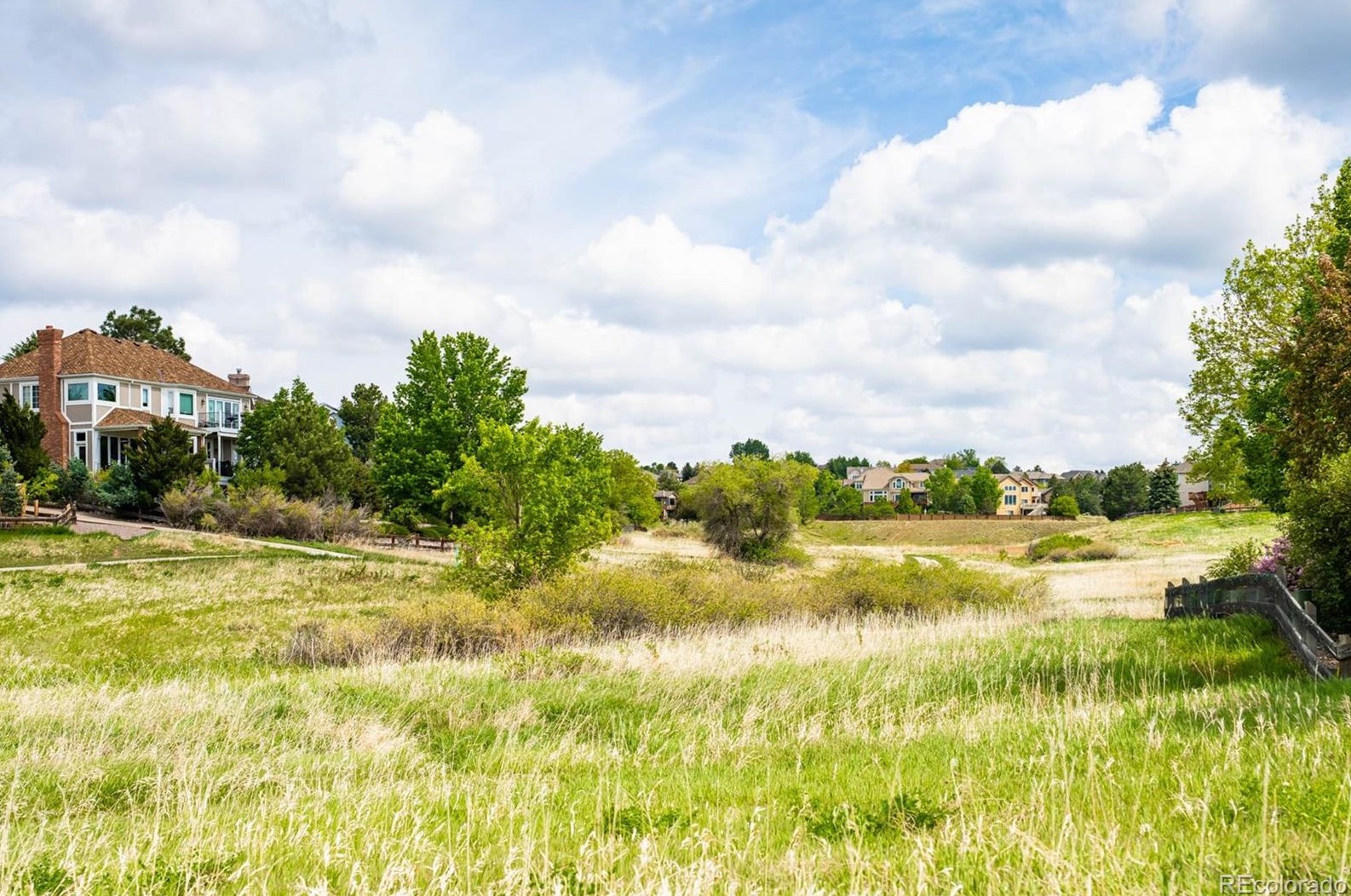 763 Wedgewood Ct, Littleton CO exterior