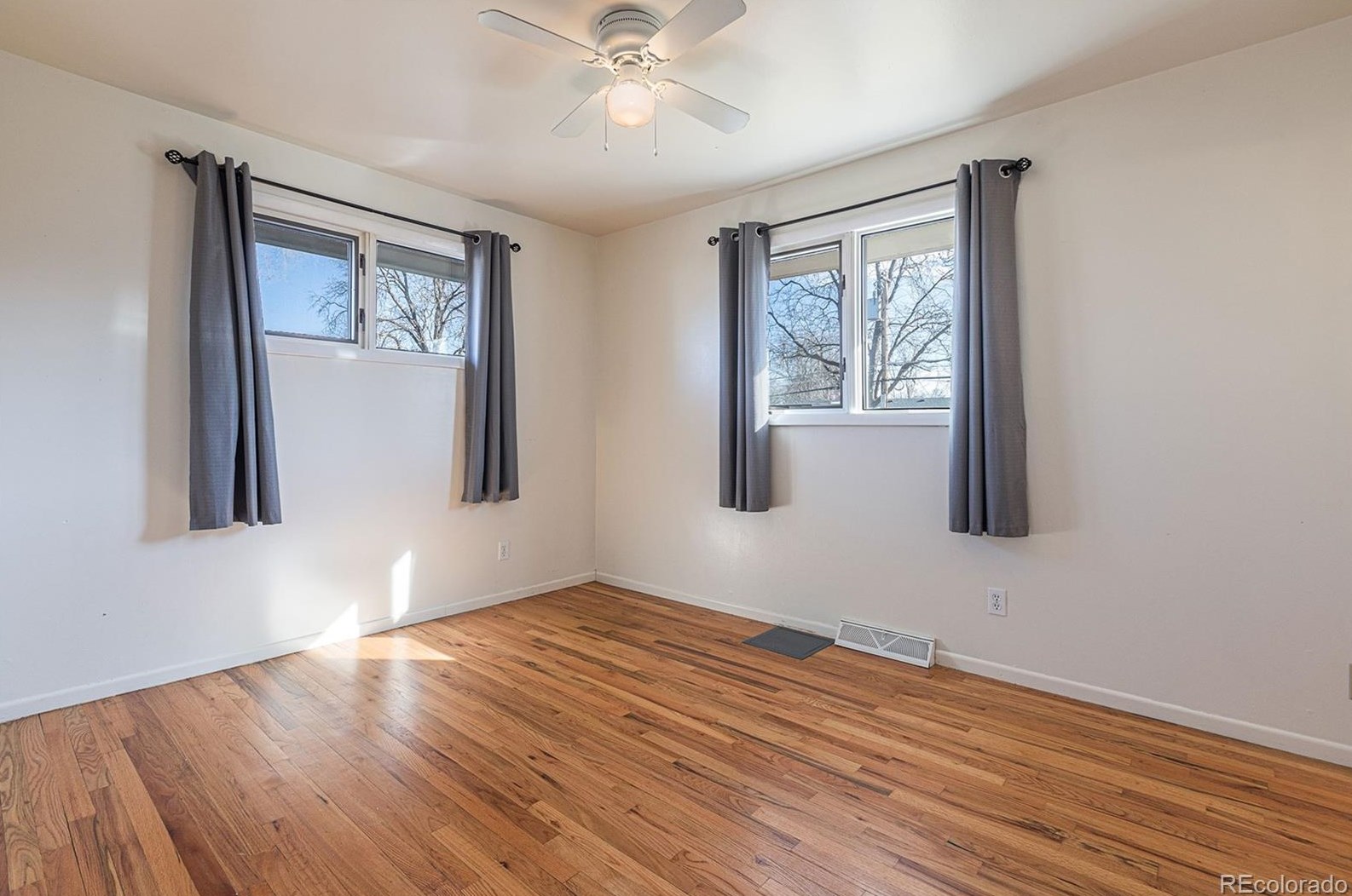 3716 Grand Ave, Littleton CO  80123-1700 exterior