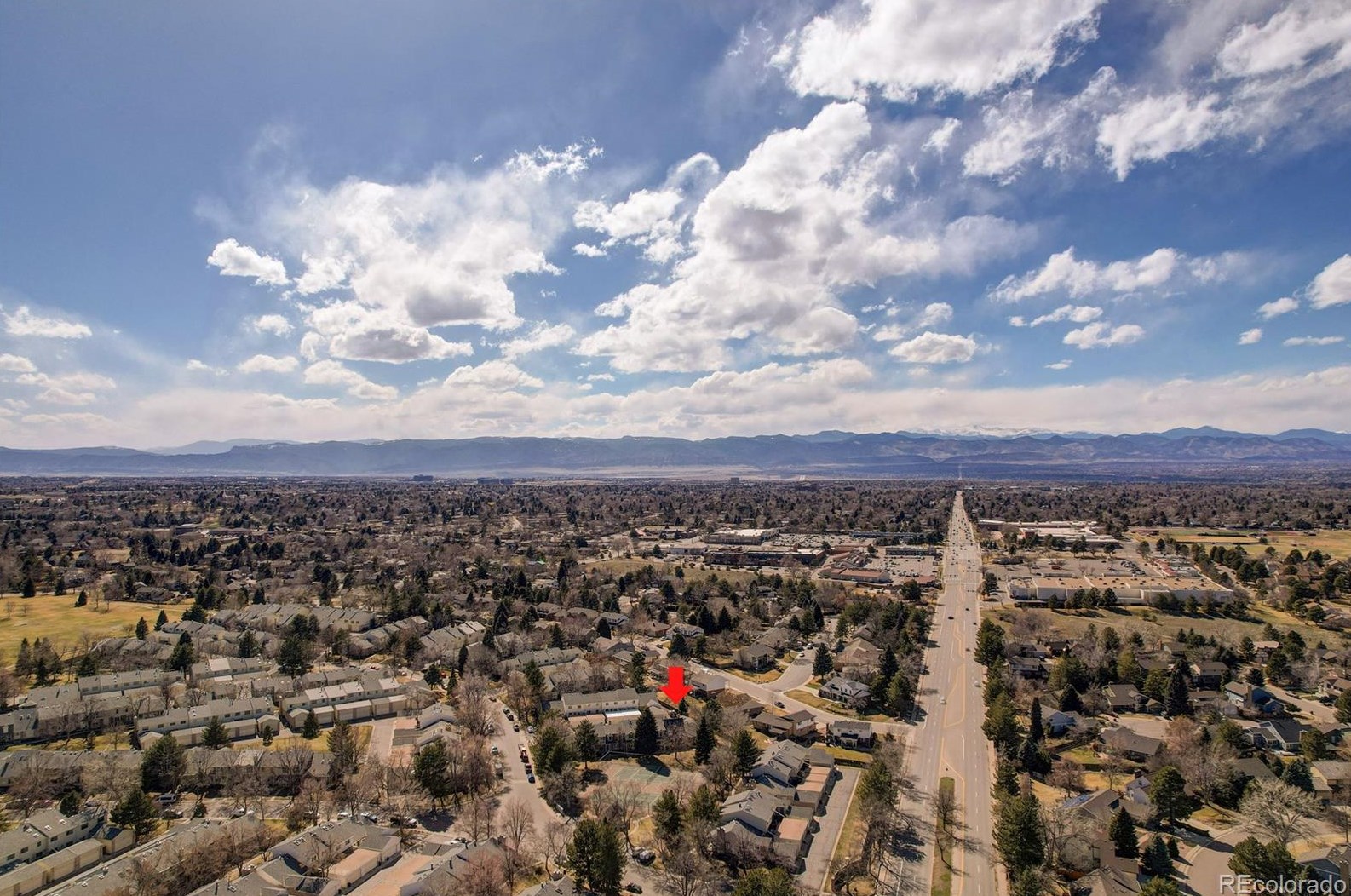 7521 Cove Cir, Littleton CO 80122-3360 exterior