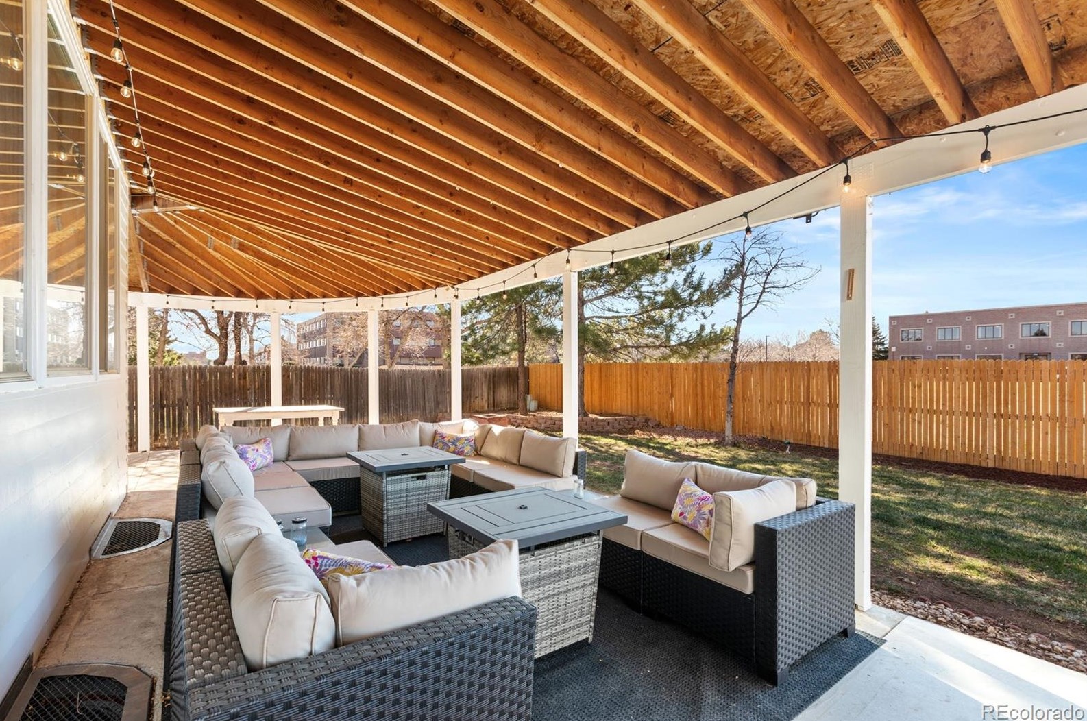 7985 Elati Cir, Littleton CO  80120-4441 exterior