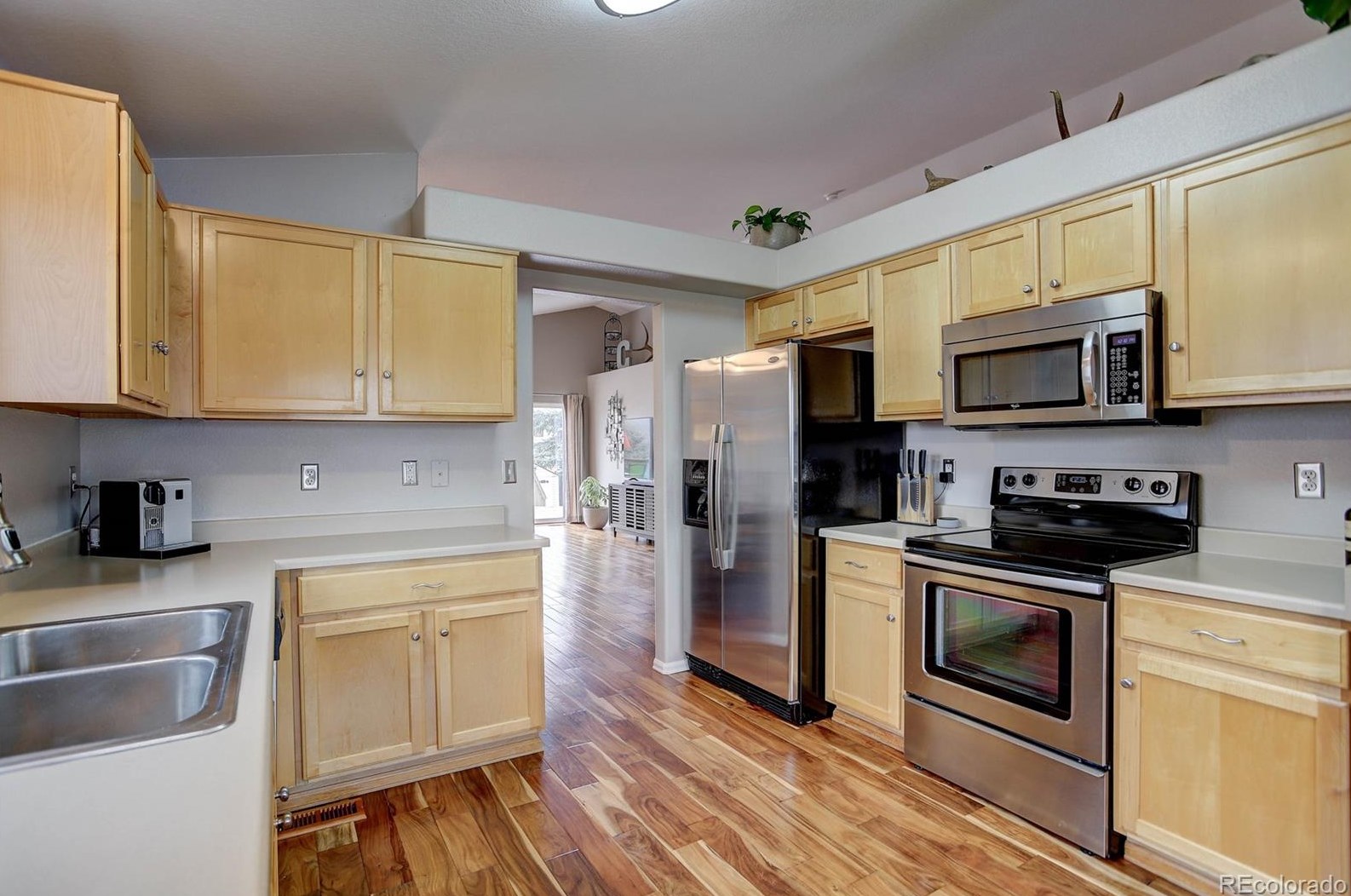 3737 Black Feather Trl, Castle Rock CO  80104-7833 exterior