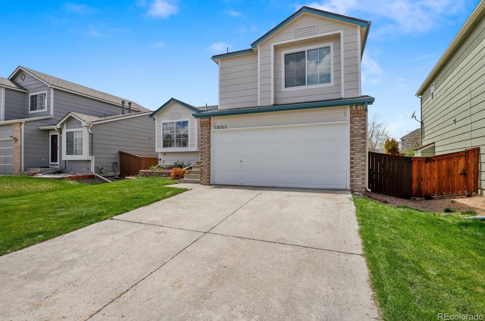 10511 Hyacinth St, Littleton CO  80129-4677 exterior