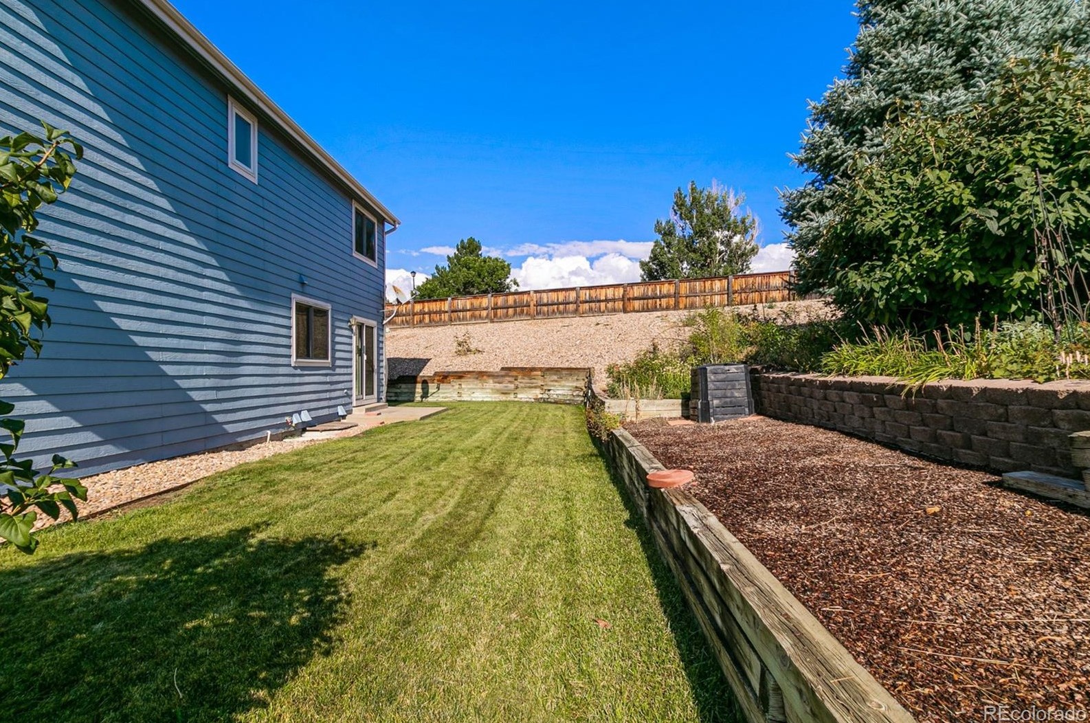 1185 Cobblestone Dr, Littleton CO 80126-2430 exterior