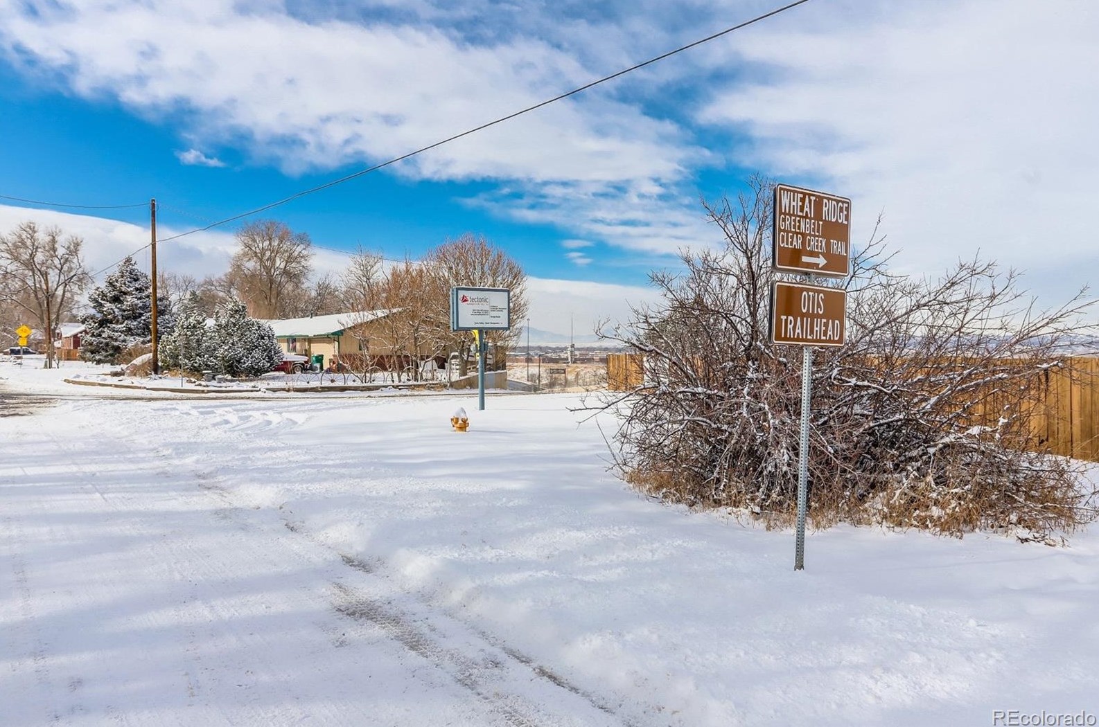 4995 Carr St, Arvada CO  80004-3338 exterior
