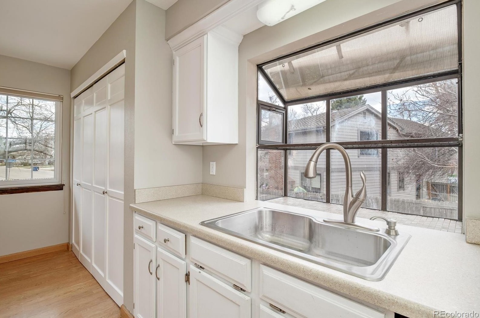 8170 Cody Ct, Arvada CO  80005-2420 exterior