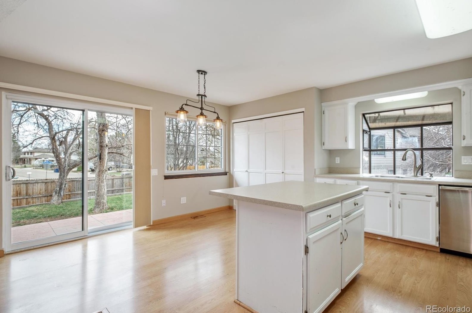 8170 Cody Ct, Arvada CO  80005-2420 exterior