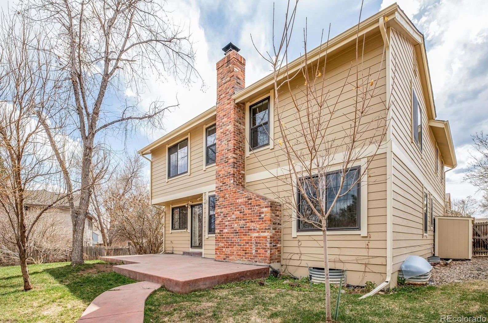 8170 Cody Ct, Arvada CO  80005-2420 exterior