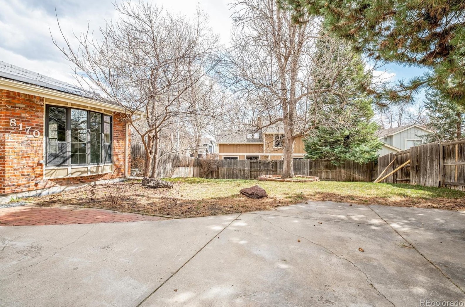 8170 Cody Ct, Arvada CO  80005-2420 exterior