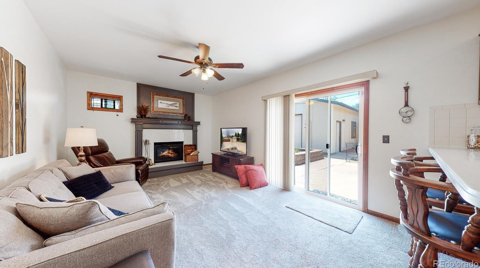 8593 Balsam St, Littleton CO 80128-6111 exterior