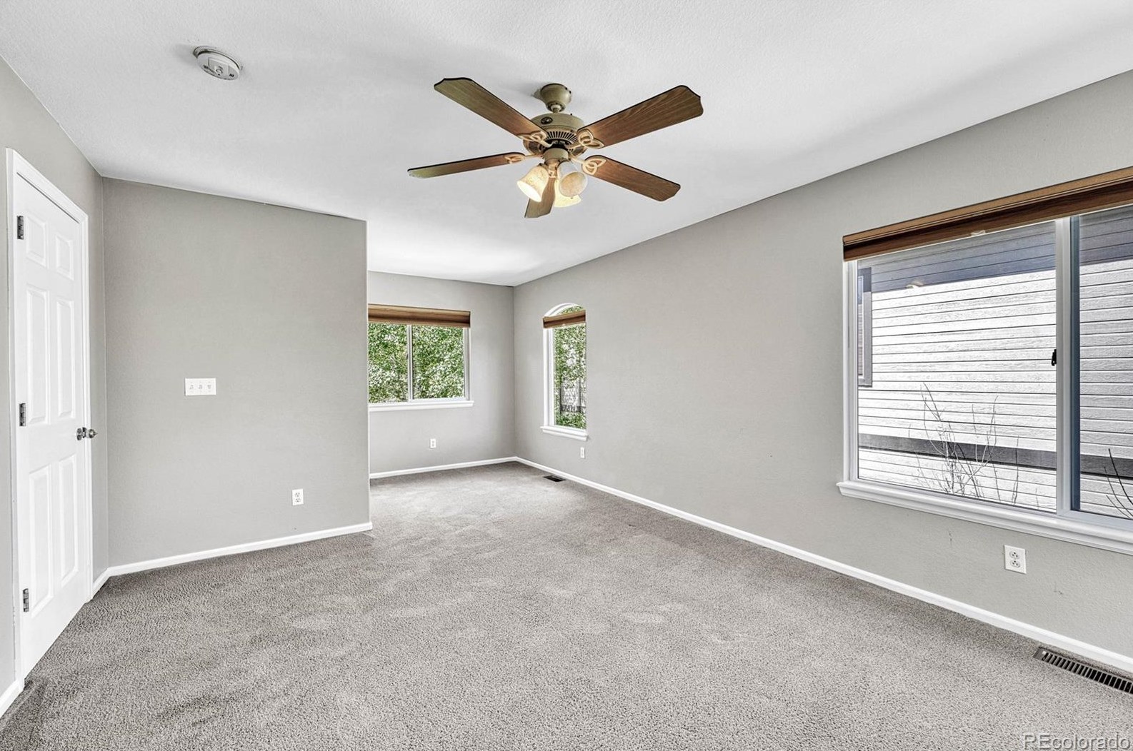 4479 Lyndenwood Cir, Littleton CO 80130-8810 exterior