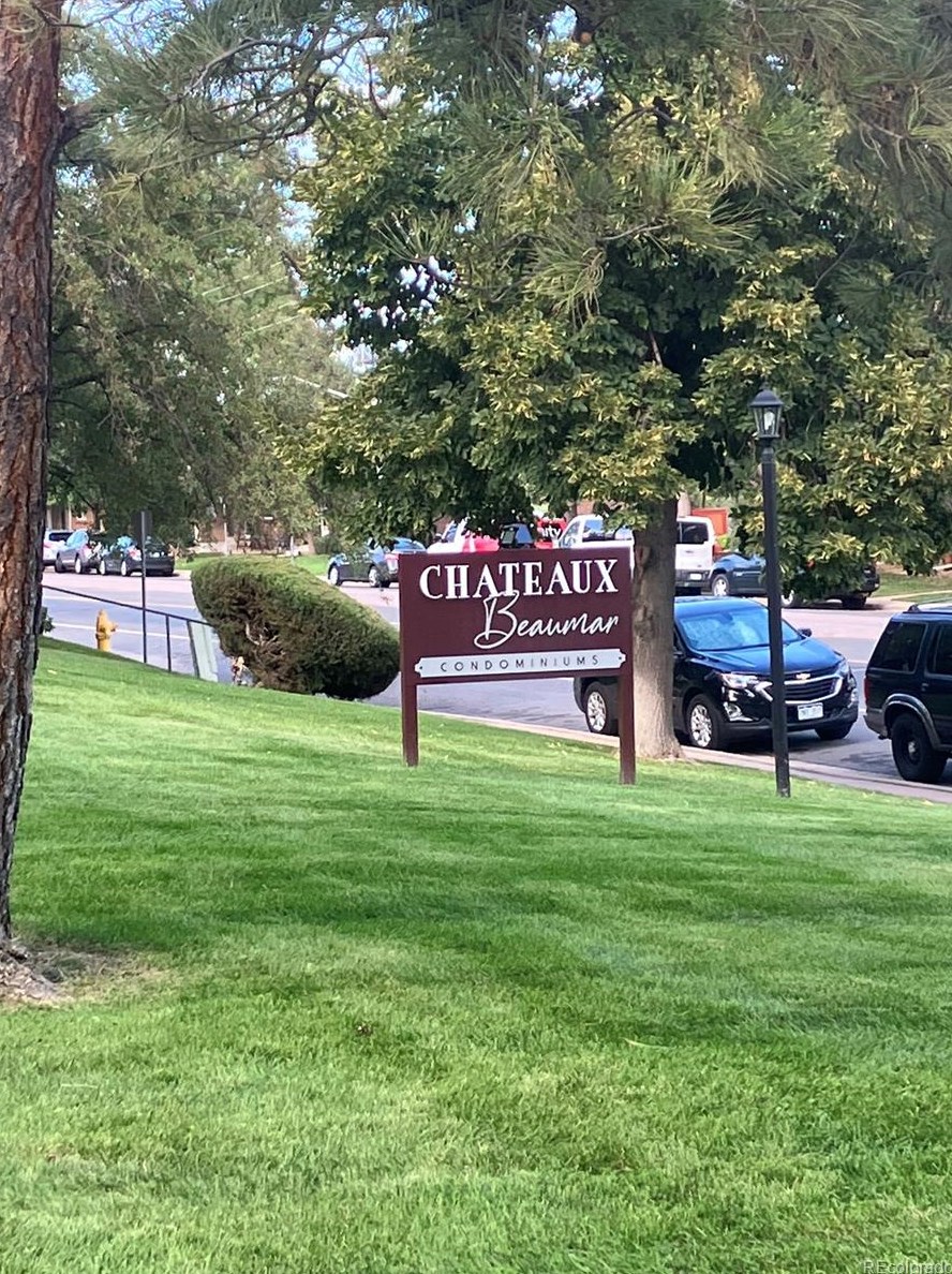 5745 Lowell Blvd, Littleton CO 80123-2847 exterior