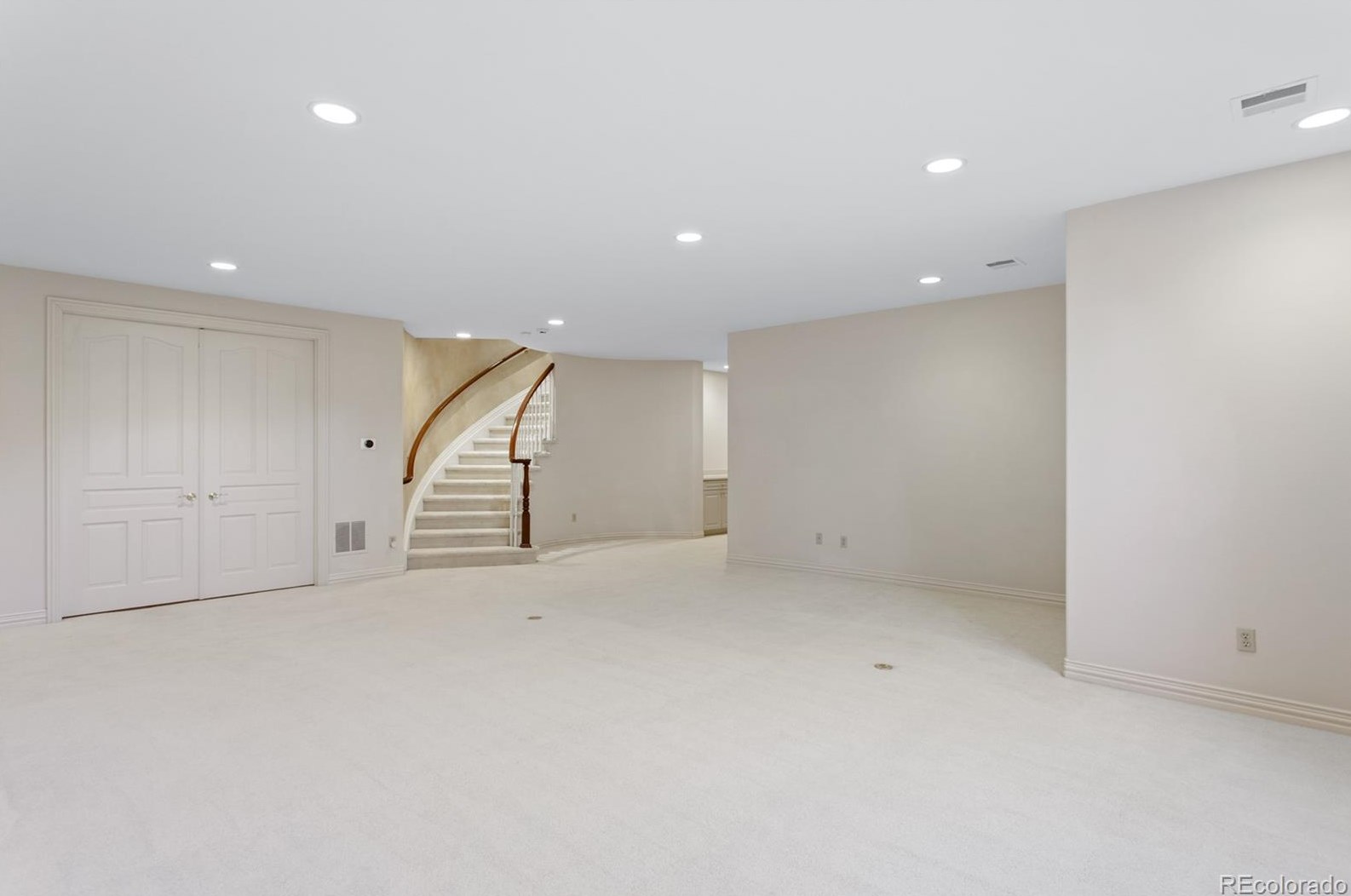 4091 Preserve Pkwy, Littleton CO 80121-2150 exterior