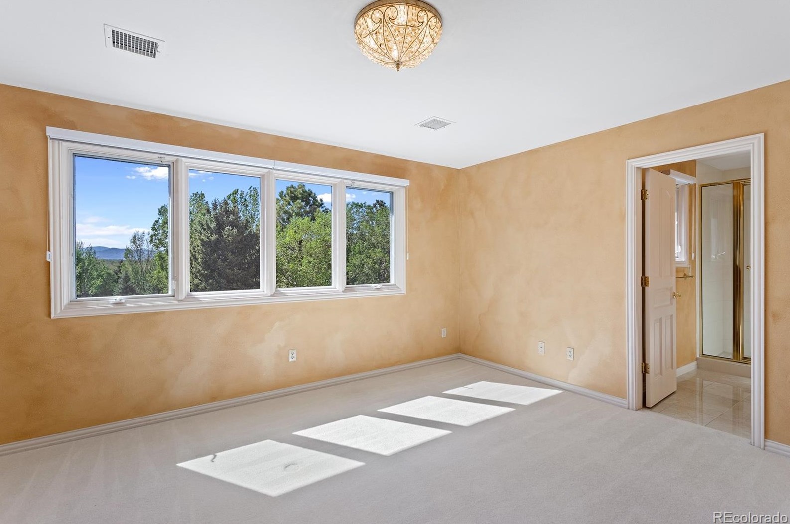 4091 Preserve Pkwy, Littleton CO 80121-2150 exterior