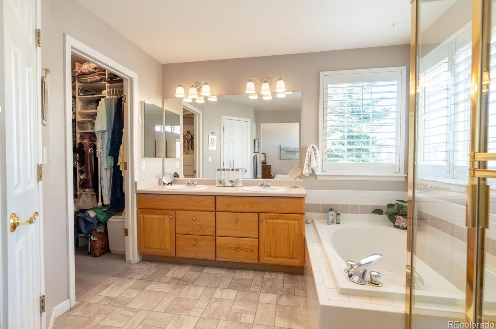 6378 Deframe Way, Arvada CO  80004-6110 exterior