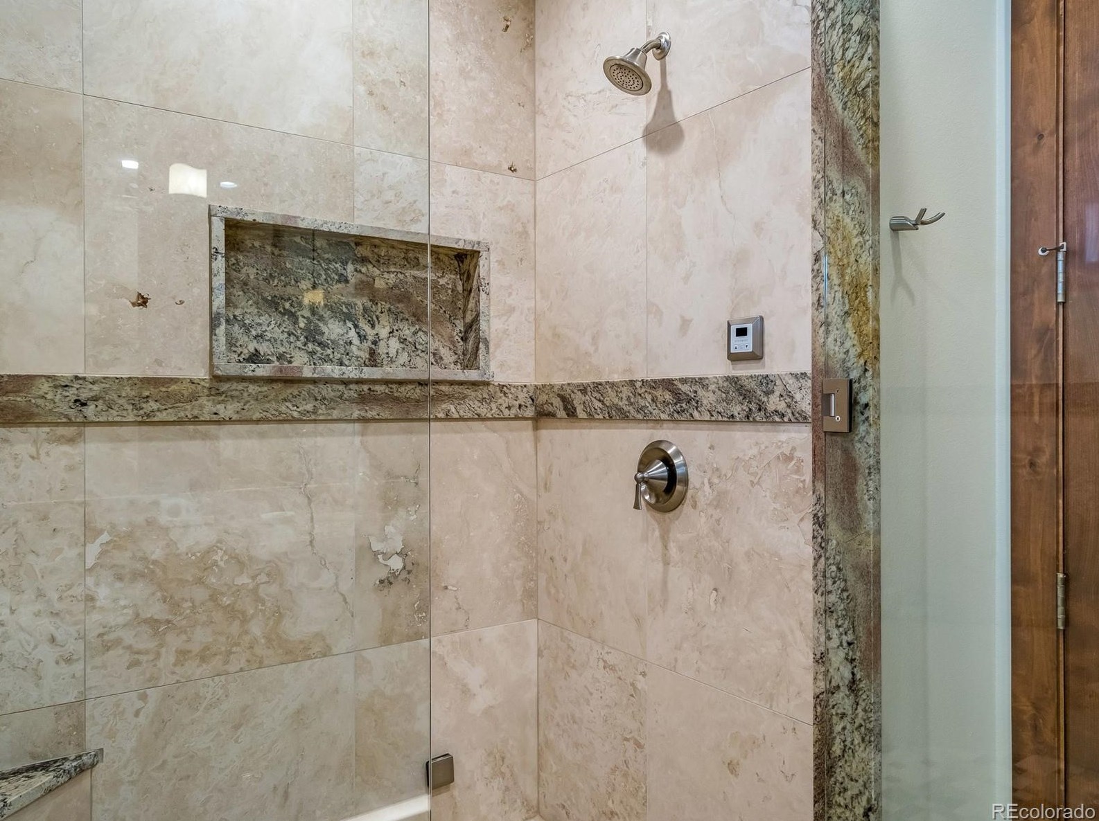 2944 Heavenly Vw, Steamboat Springs CO 80487-8857 exterior