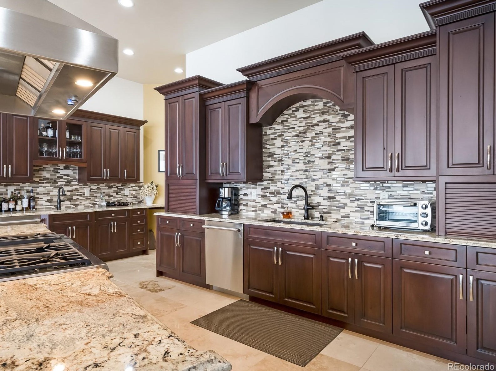 2944 Heavenly Vw, Steamboat Springs CO 80487-8857 exterior