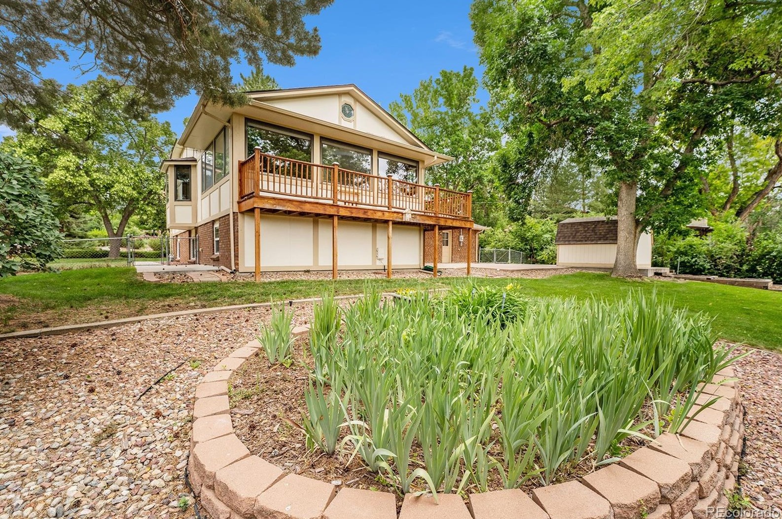 9250 73 Pl, Arvada CO  80005-4211 exterior