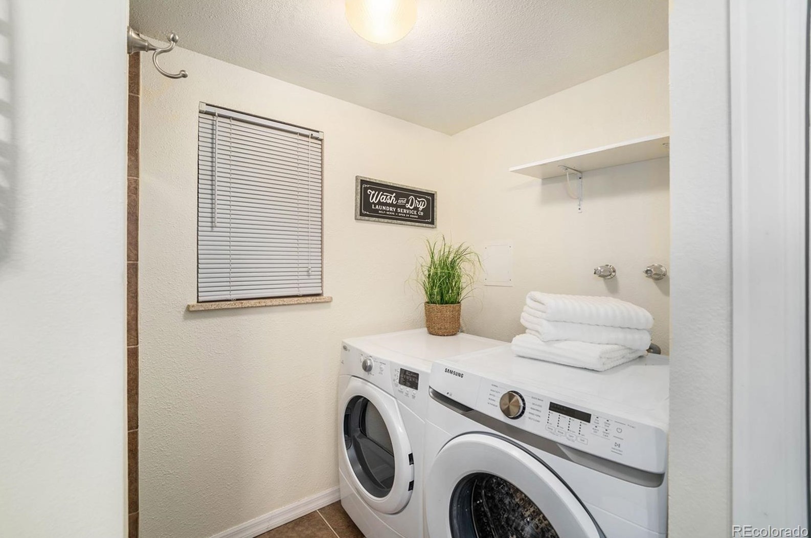 9250 73 Pl, Arvada CO  80005-4211 exterior