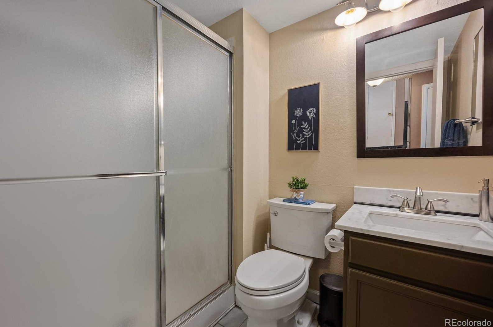 9296 Hickory Cir, Littleton CO 80126-2707 exterior