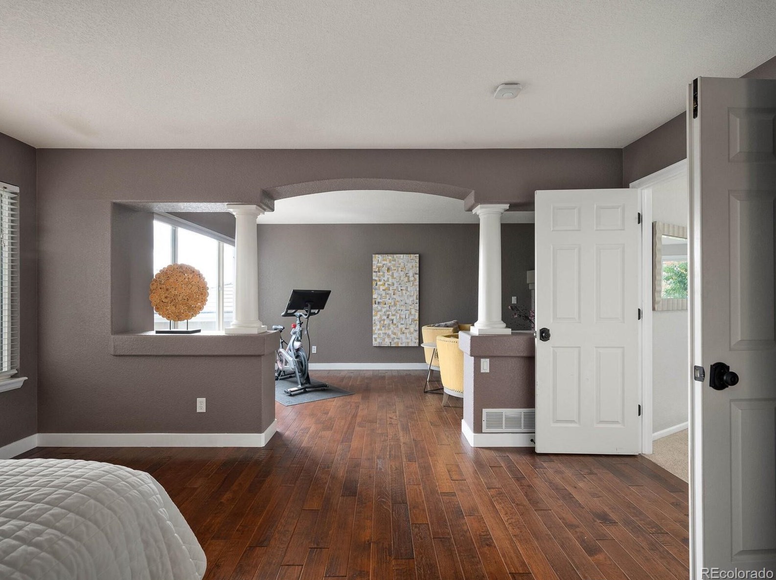 9228 Fox Fire Dr, Littleton CO 80129-6424 exterior