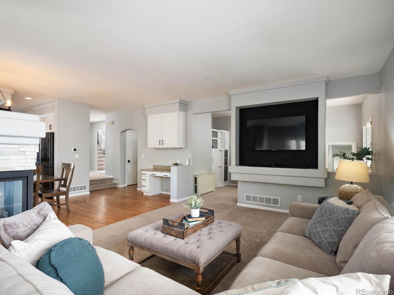 9228 Fox Fire Dr, Littleton CO 80129-6424 exterior