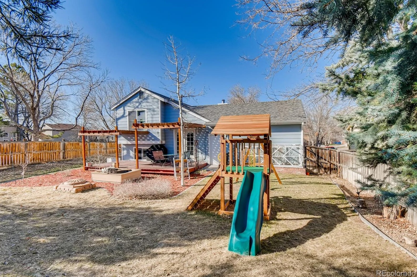 9351 Balsam Ct, Littleton CO 80128-5541 exterior