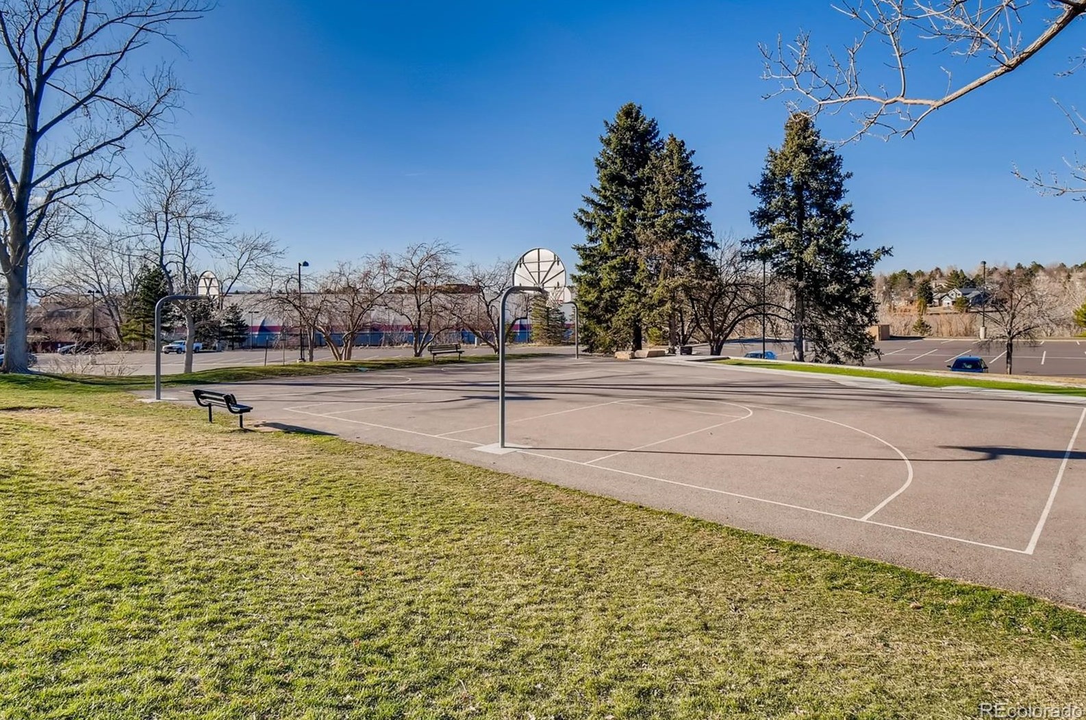 9351 Balsam Ct, Littleton CO 80128-5541 exterior