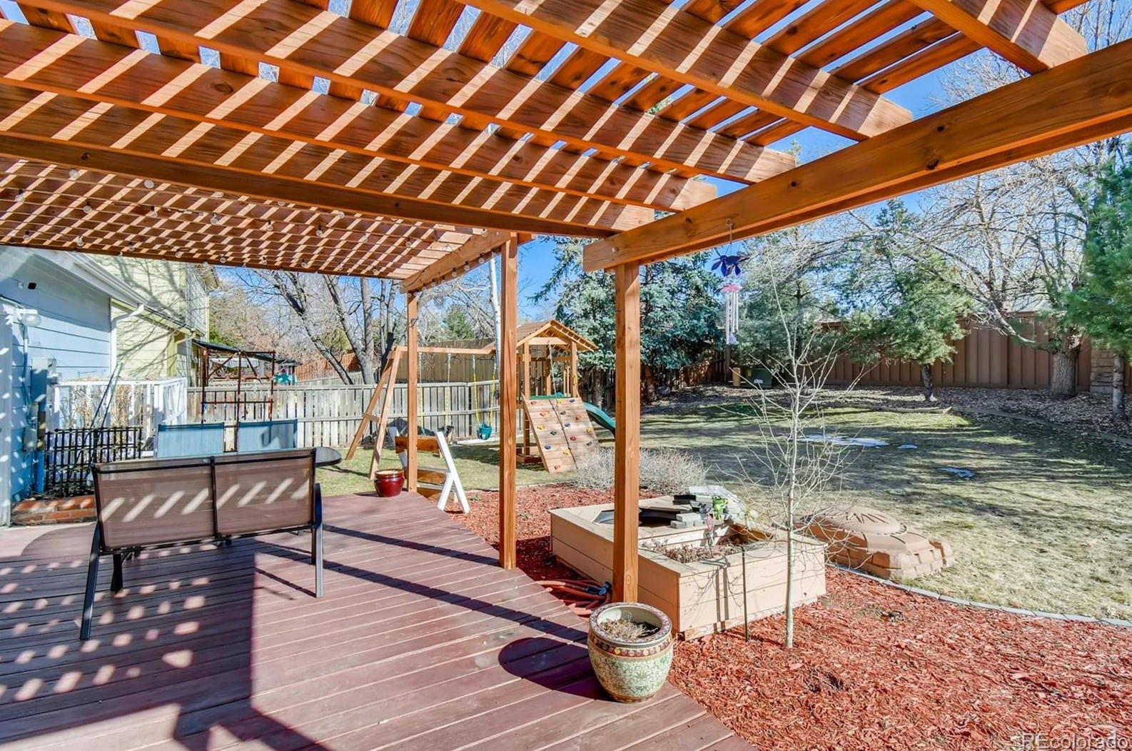 9351 Balsam Ct, Littleton CO 80128-5541 exterior