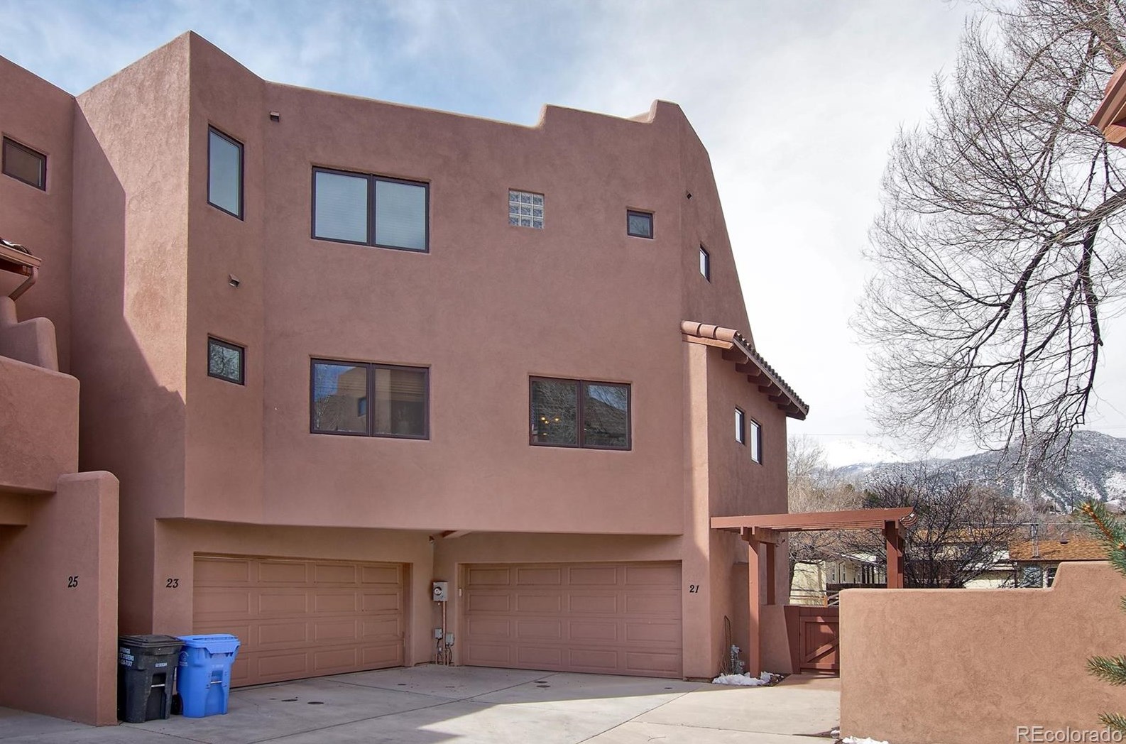 21 Crystal Park Rd, Crystal Hills CO 80829-2636 exterior