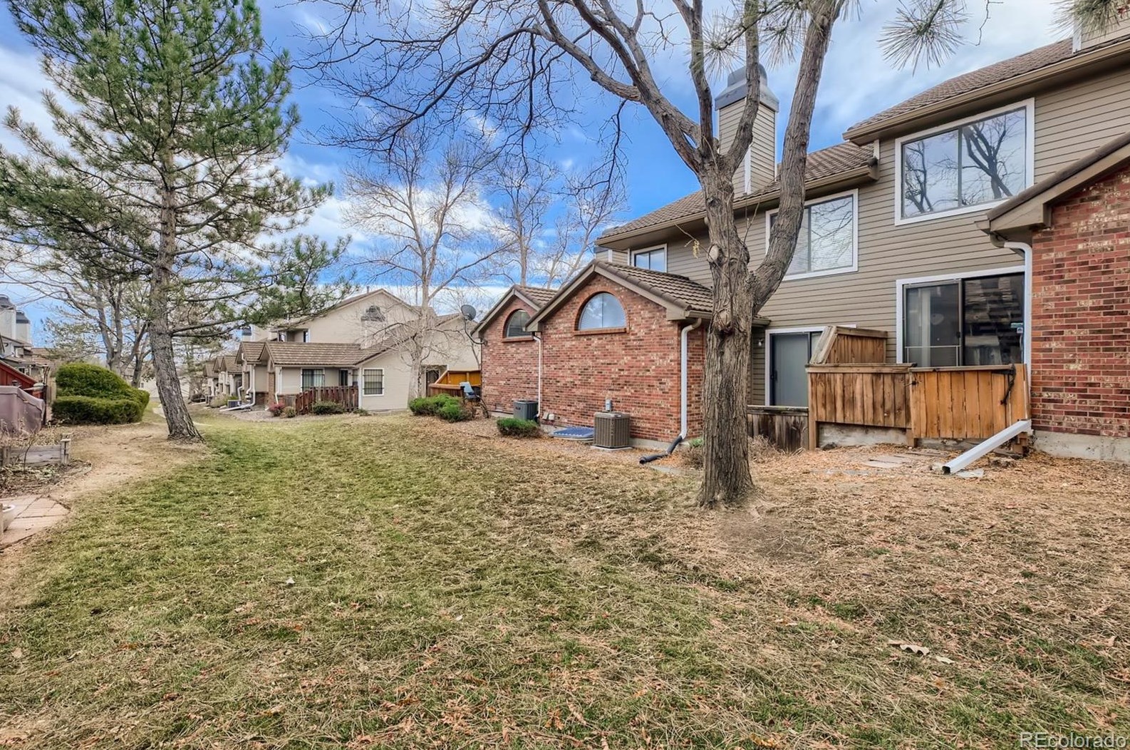 5926 Jellison St, Littleton CO 80123-3474 exterior