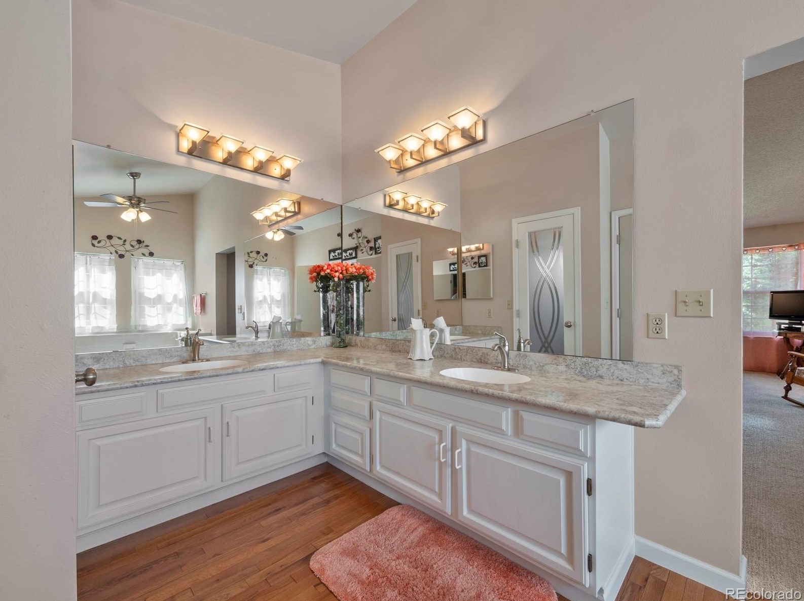 6624 Webster St, Littleton CO 80123-3042 exterior