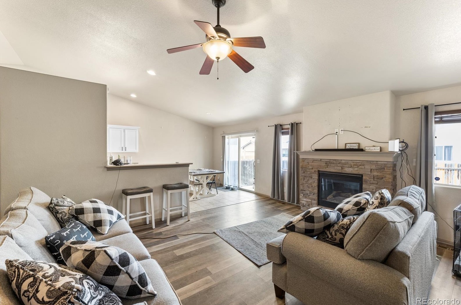 2305 Crestwood Ln, Pueblo CO  81008-2852 exterior