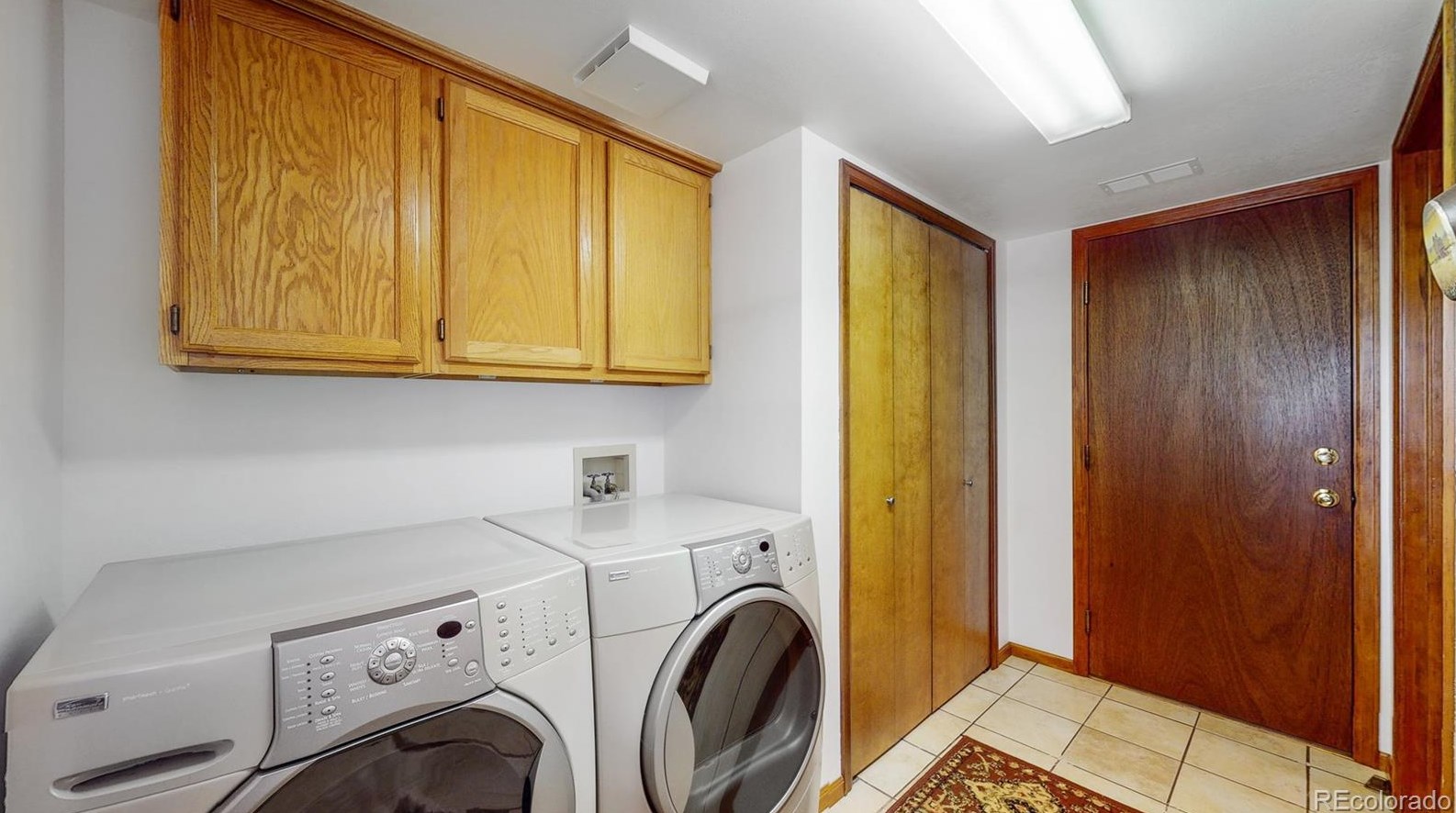 8582 Balsam St, Littleton CO 80128-6218 exterior