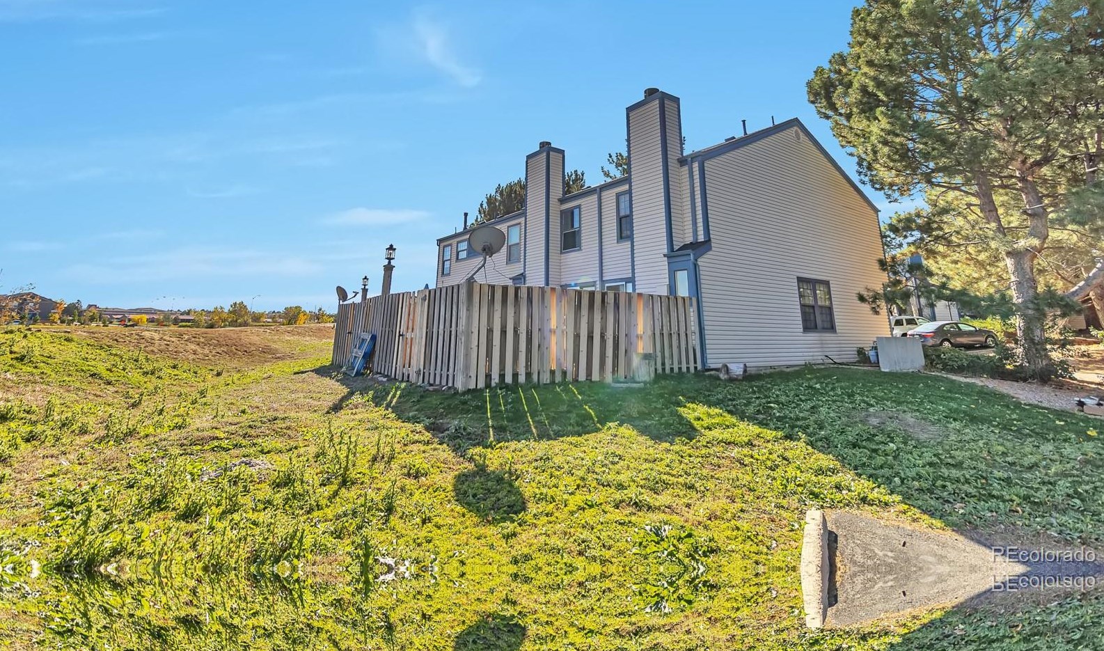 478 Memphis Way, Denver CO  80017-3646 exterior