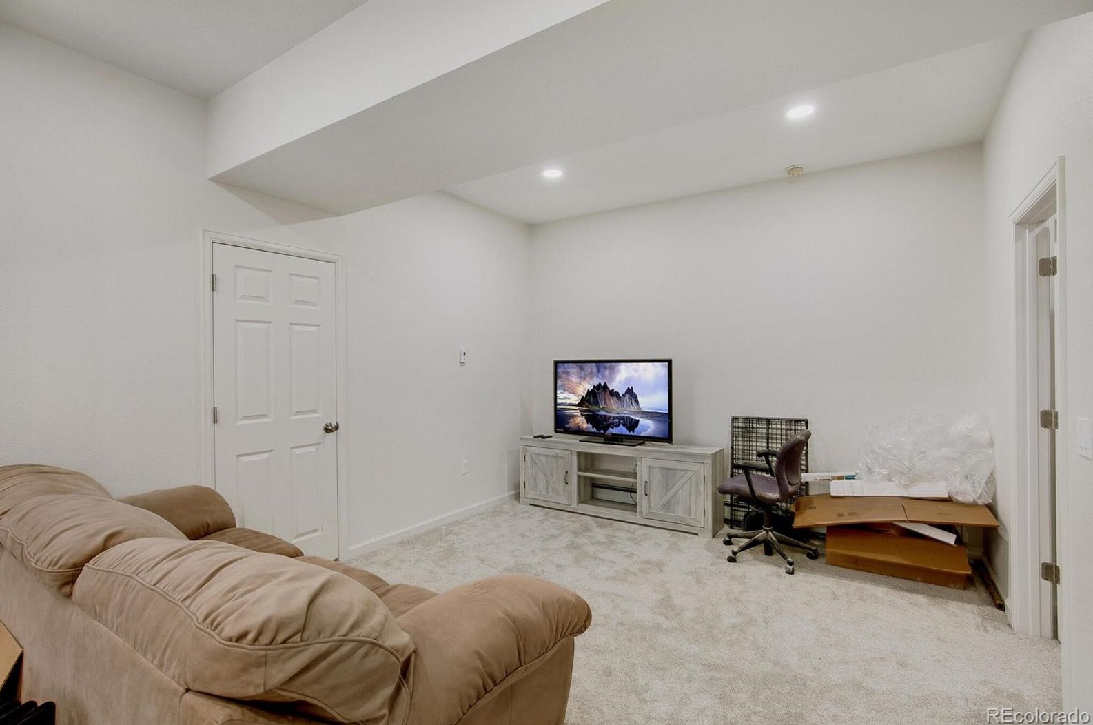 832 Prentice Ave, Littleton CO  80120-1454 exterior