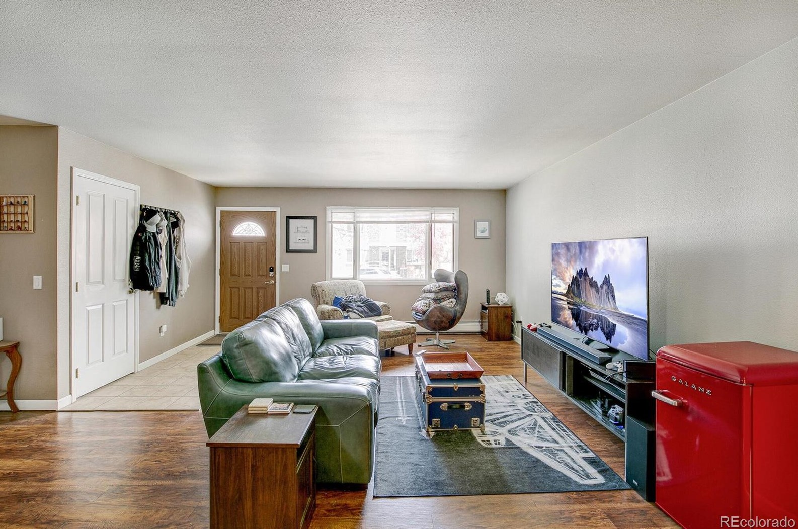 832 Prentice Ave, Littleton CO  80120-1454 exterior