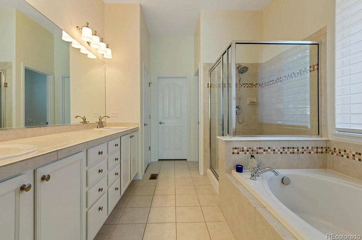 5396 Cloverbrook Cir, Littleton CO  80130-6618 exterior