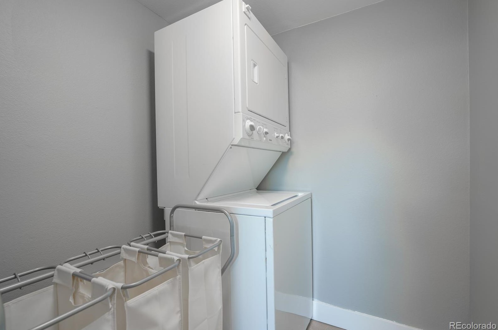 5581 Lowell Blvd, Littleton CO 80123-2843 exterior