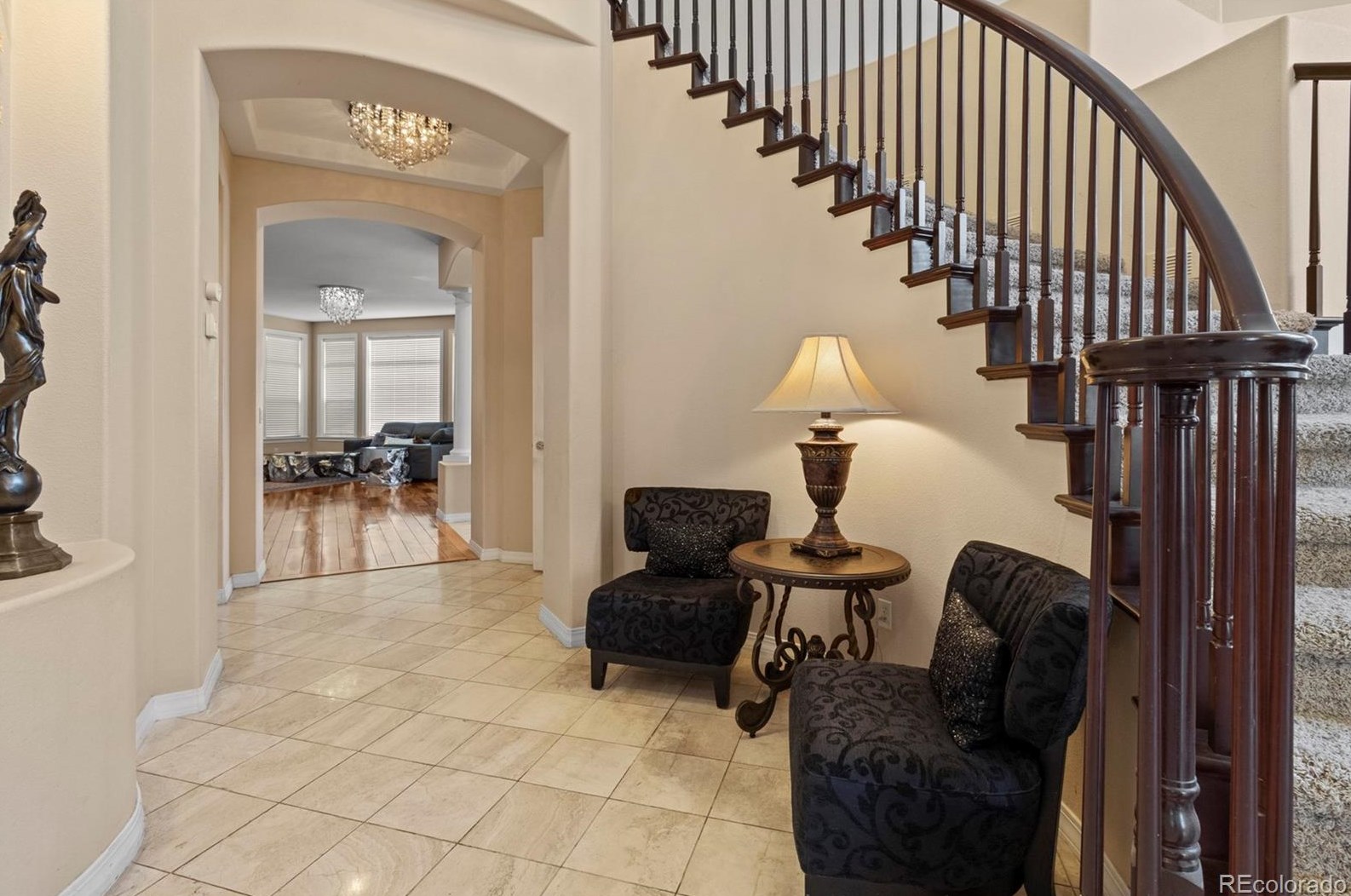 10019 Longview Dr, Littleton CO 80124-9750 exterior